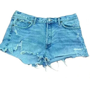 AGOLDE Parker Blue distressed shorts 32
Intentional distressing button fly